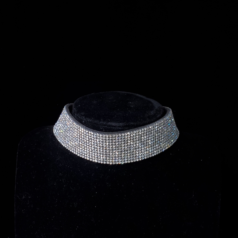 Vintage retro gemstone choker necklace